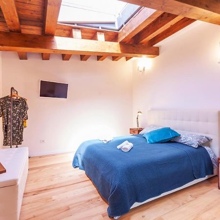 Vakalu-Piazza Duomo Charming Apartment سيراكوزا المظهر الخارجي الصورة
