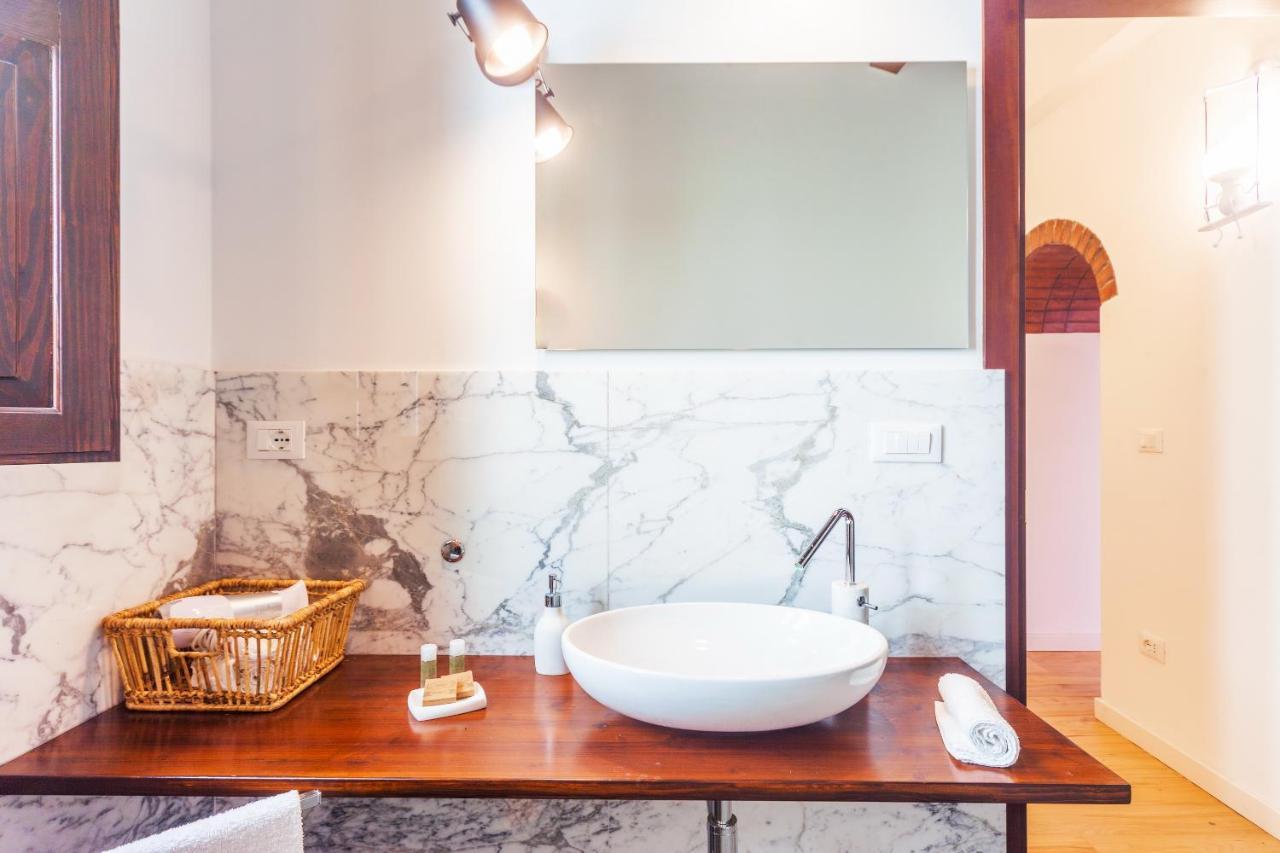 Vakalu-Piazza Duomo Charming Apartment سيراكوزا المظهر الخارجي الصورة