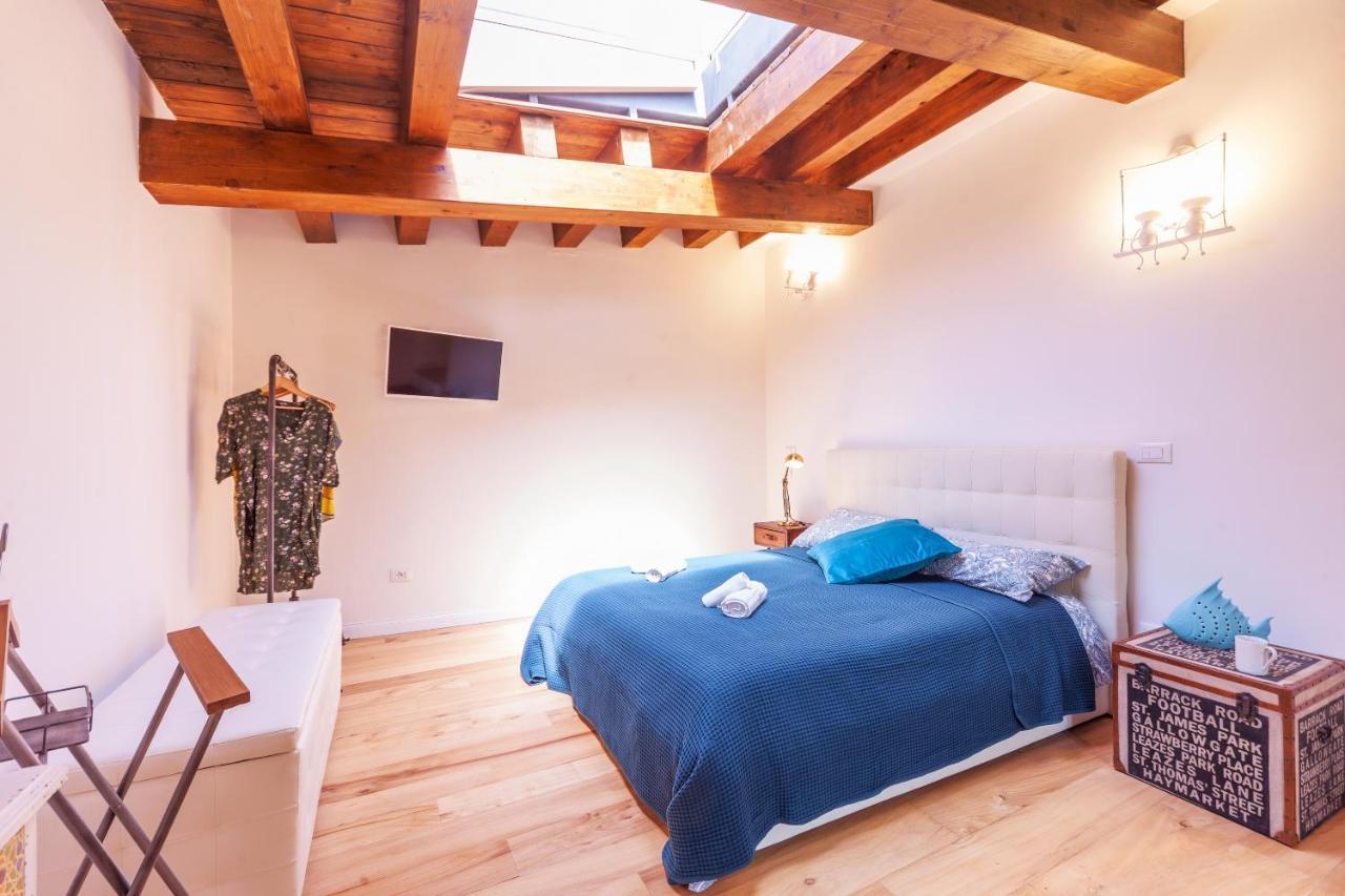 Vakalu-Piazza Duomo Charming Apartment سيراكوزا المظهر الخارجي الصورة