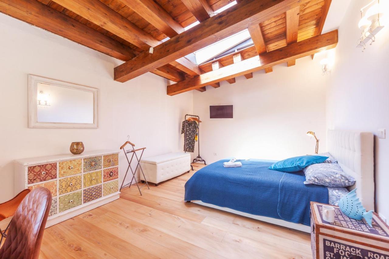 Vakalu-Piazza Duomo Charming Apartment سيراكوزا المظهر الخارجي الصورة